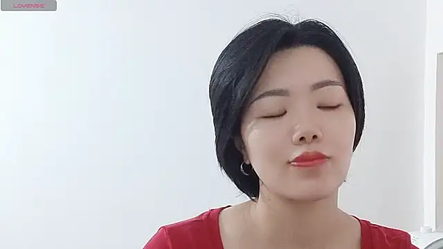 Nikishine online show from May 21, 2026, 2:53 am