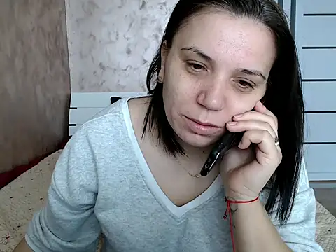 Snapshot of LorraGrey chatting on March 9, 2026, 7:45 am LorraGrey online show from March 9, 2026, 7:45 am