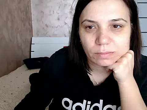 Snapshot of LorraGrey chatting on March 20, 2026, 6:25 am LorraGrey online show from March 20, 2026, 6:25 am