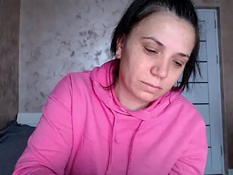 Snapshot of LorraGrey chatting on April 30, 2026, 6:31 am LorraGrey online show from April 30, 2026, 6:31 am