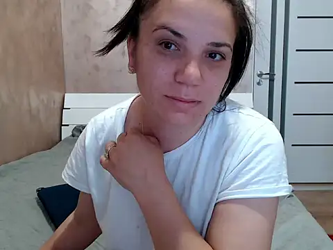 Snapshot of LorraGrey chatting on May 9, 2026, 3:21 am LorraGrey online show from May 9, 2026, 3:21 am