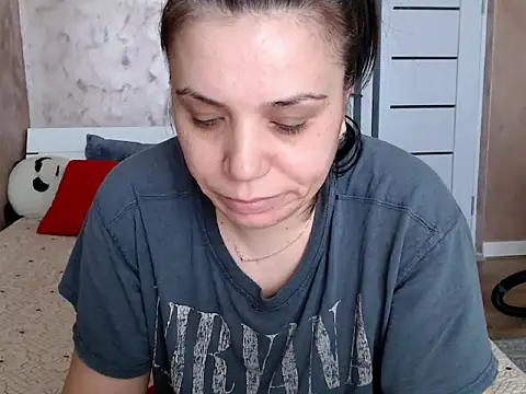 Snapshot of LorraGrey chatting on March 15, 2026, 12:34 pm LorraGrey online show from March 15, 2026, 12:34 pm