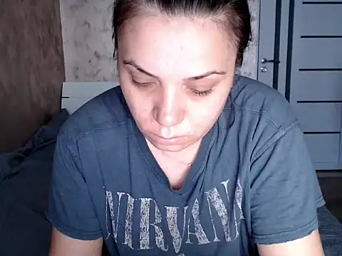 Snapshot of LorraGrey chatting on April 14, 2026, 3:44 am LorraGrey online show from April 14, 2026, 3:44 am