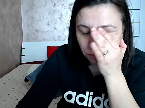 Snapshot of LorraGrey chatting on March 18, 2026, 6:49 am LorraGrey online show from March 18, 2026, 6:49 am