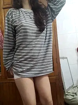 Snapshot of NinaKey chatting on March 10, 2026, 8:24 pm NinaKey online show from March 10, 2026, 8:24 pm