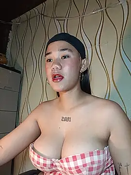 morena joy69 online show from May 27, 2026, 1:40 pm
