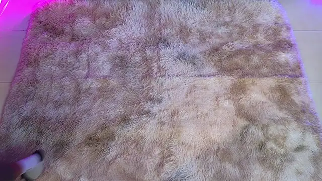 Ladyy brownn online show from April 3, 2026, 11:49 am