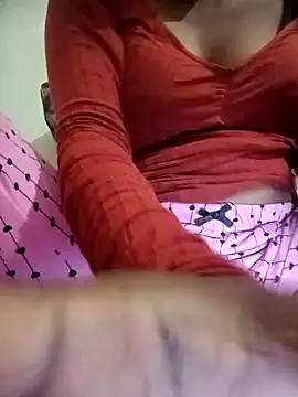 Snapshot of reet_sen03 chatting on February 1, 2026, 12:14 pm reet sen03 online show from February 1, 2026, 12:14 pm