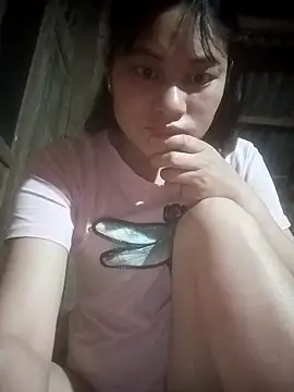 Snapshot of Momo-biki chatting on February 24, 2026, 11:38 pm Momo-biki online show from February 24, 2026, 11:38 pm