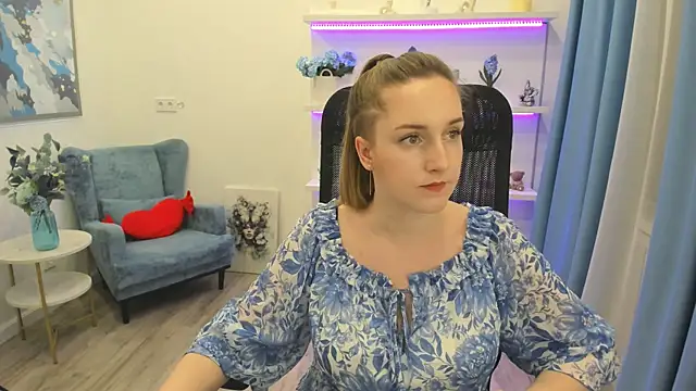 Snapshot of CaseyTerini chatting on May 22, 2026, 11:41 am CaseyTerini online show from May 22, 2026, 11:41 am