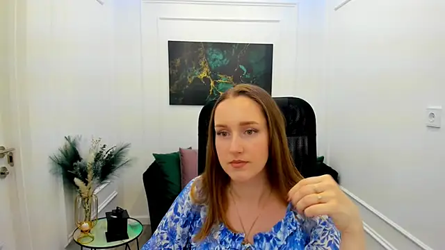 CaseyTerini online show from June 30, 2026, 4:23 am