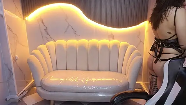 Valerie moon b online show from February 28, 2026, 1:22 pm