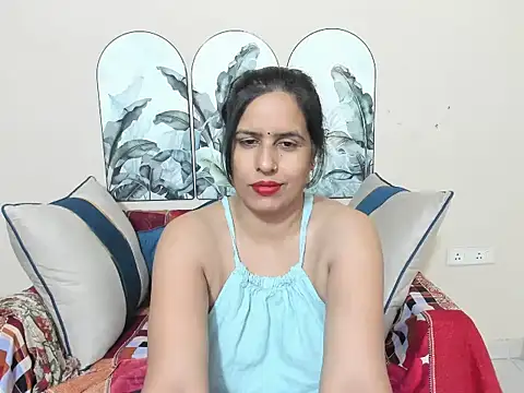 sara conorr online show from May 27, 2026, 3:47 am