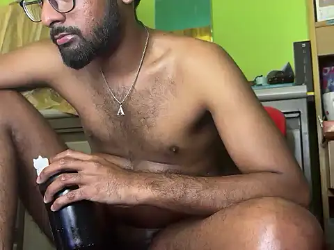 Snapshot of JasonHart6 chatting on February 20, 2026, 1:35 am JasonHart6 online show from February 20, 2026, 1:35 am