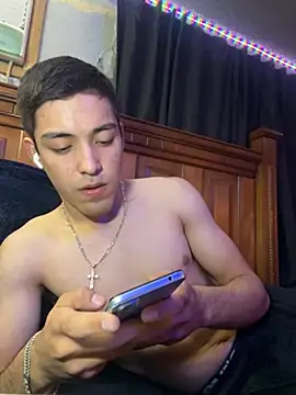 Tupapi696969q online show from June 3, 2026, 4:13 am
