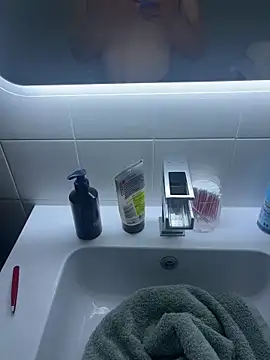 Snapshot of laoloooo chatting on February 27, 2026, 8:52 pm laoloooo online show from February 27, 2026, 8:52 pm