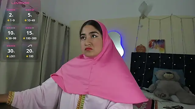SamiraAwada online show from May 15, 2026, 7:12 pm