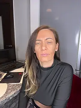 DivineAmely online show from February 28, 2026, 9:14 pm