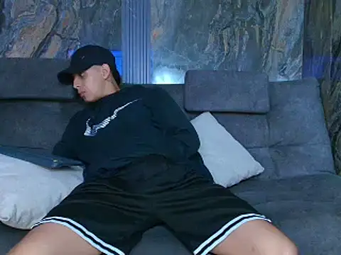 Snapshot of Noah_Blackk chatting on February 23, 2026, 1:23 pm Noah Blackk online show from February 23, 2026, 1:23 pm