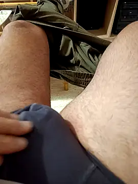 Snapshot of morbox2121 chatting on February 9, 2026, 7:34 pm morbox2121 online show from February 9, 2026, 7:34 pm