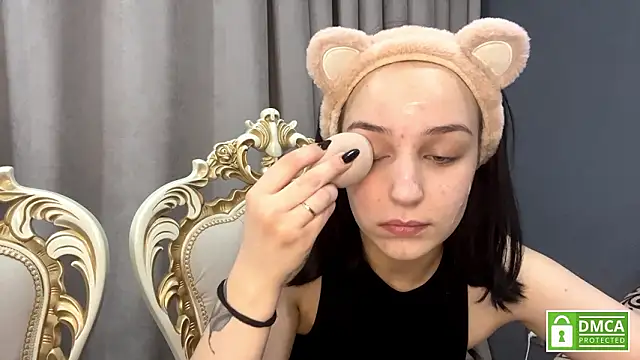 Snapshot of Sylynisem chatting on March 6, 2026, 7:09 pm Sylynisem online show from March 6, 2026, 7:09 pm