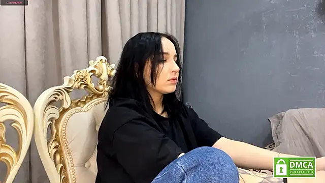 Snapshot of Sylynisem chatting on March 13, 2026, 7:52 pm Sylynisem online show from March 13, 2026, 7:52 pm