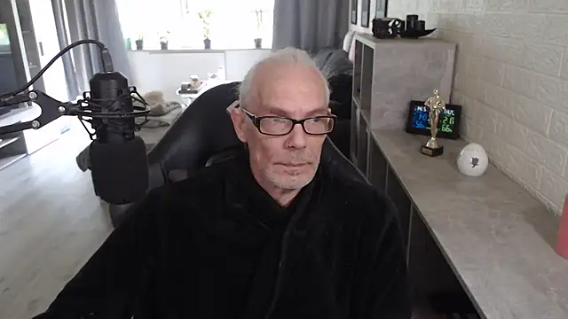 KoelnKoeln online show from May 14, 2026, 2:58 pm