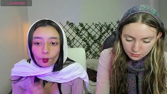 nana  rousse online show from February 3, 2026, 11:10 pm