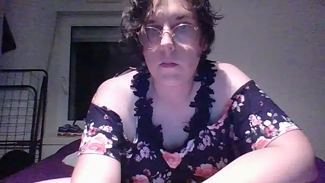 Snapshot of OIseauNoir88 chatting on May 14, 2026, 8:17 pm OIseauNoir88 online show from May 14, 2026, 8:17 pm