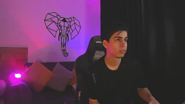 juan posada online show from February 4, 2026, 1:28 pm