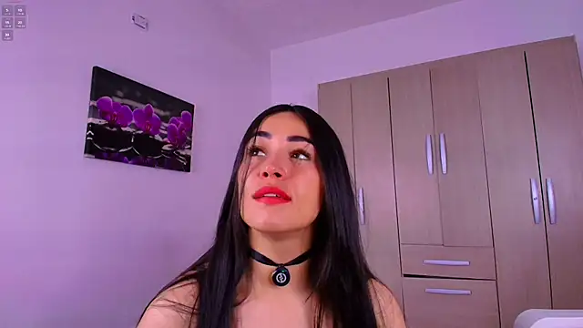 Snapshot of im_natalia chatting on February 24, 2026, 10:49 am im natalia online show from February 24, 2026, 10:49 am