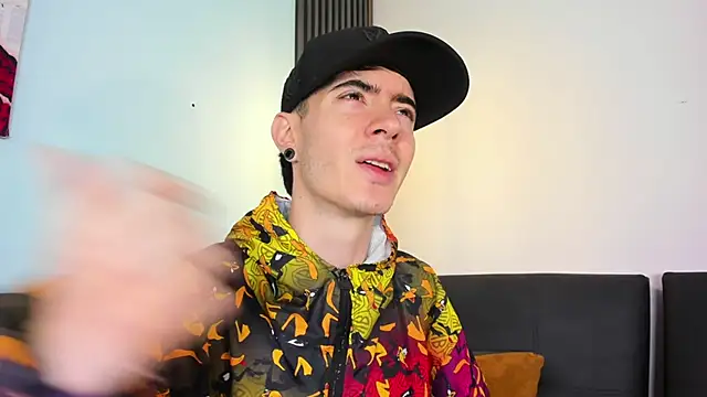 Lio      online show from February 12, 2026, 4:23 am