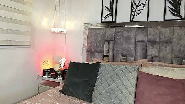 Prettyanie online show from March 31, 2026, 1:40 am