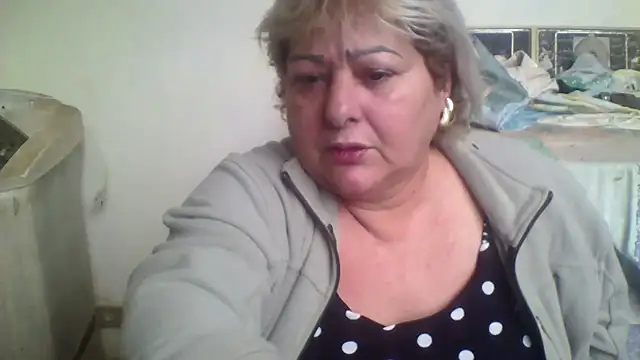 Snapshot of bialoba7 chatting on September 9, 2025, 3:10 pm bialoba7 online show from September 9, 2025, 3:10 pm