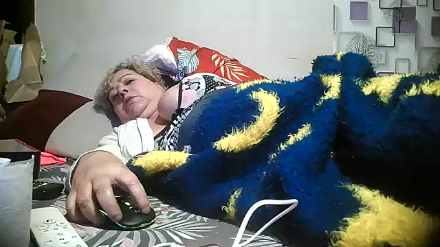 Snapshot of bialoba7 chatting on July 30, 2026, 12:21 am bialoba7 online show from July 30, 2026, 12:21 am