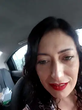 aliz963040 online show from May 17, 2026, 8:31 pm