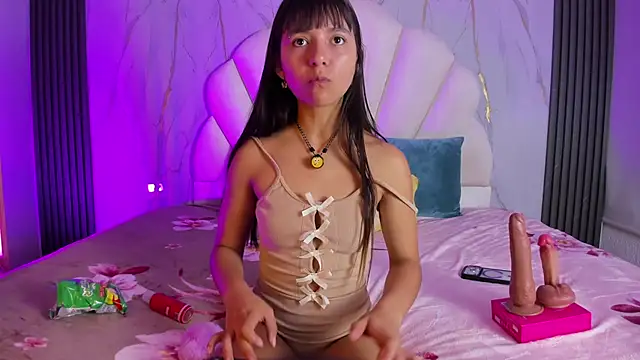 Snapshot of LiaJohnnson_ chatting on March 25, 2026, 4:23 am LiaJohnnson online show from March 25, 2026, 4:23 am