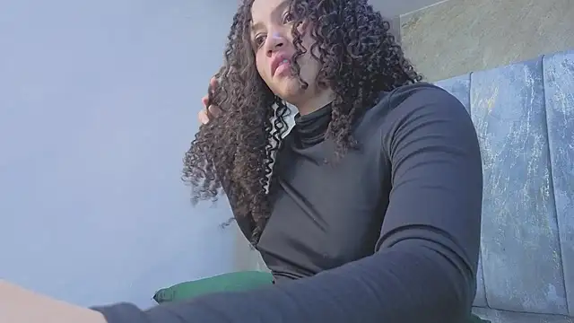 Snapshot of xyra_veln_s chatting on February 20, 2026, 6:26 am xyra veln s online show from February 20, 2026, 6:26 am