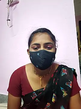 Snapshot of Tamil_Hot_Shana chatting on February 18, 2026, 4:43 am Tamil Hot Shana online show from February 18, 2026, 4:43 am