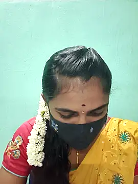 Tamil Hot Shana online show from May 12, 2026, 1:28 pm