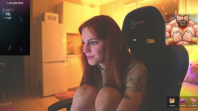 foxy red  online show from February 3, 2026, 2:53 am