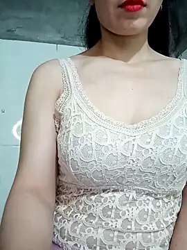 Vyvvyy69 online show from May 27, 2026, 2:13 pm