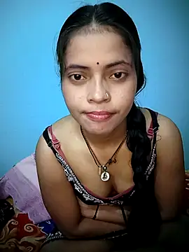 18 year old girl online show from February 9, 2026, 3:04 am