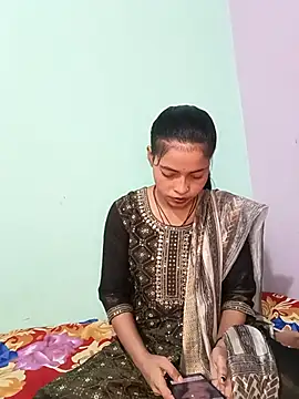 18 year old girl online show from March 19, 2026, 3:06 am