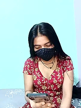 18 year old girl online show from April 20, 2026, 3:53 am