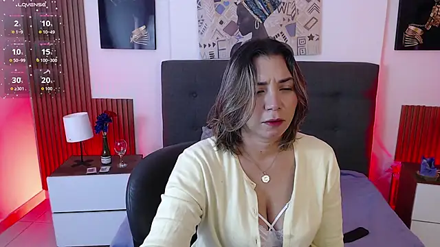milfsecret69 online show from May 6, 2026, 11:25 am