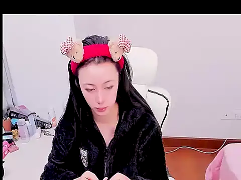 Snapshot of onnigena chatting on February 24, 2026, 2:23 am onnigena online show from February 24, 2026, 2:23 am