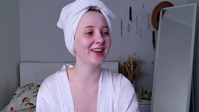 Snapshot of CandiceKingzzz chatting on March 14, 2026, 8:20 am CandiceKingzzz online show from March 14, 2026, 8:20 am