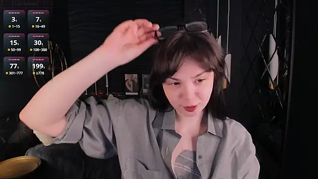 Snapshot of Maykinkya chatting on April 30, 2026, 2:24 pm Maykinkya online show from April 30, 2026, 2:24 pm
