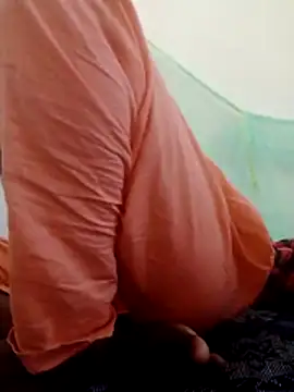 Snapshot of Toma7890 chatting on February 15, 2026, 1:50 am Toma7890 online show from February 15, 2026, 1:50 am